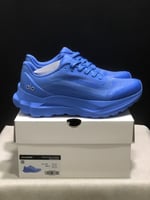 alo yoga runner Crystal Clear Blue