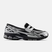 New Balance 1906L loafer Silver Metallic with Blac...