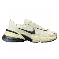 Nike V2K Run black white