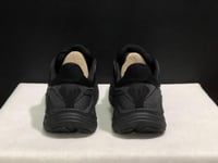 حذاء سنيكرز HOKA Clifton 10