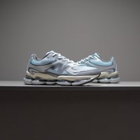 New Balance ABZORB 2000 sneakers