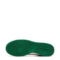 Nike Dunk Low Retro SE "Lottery Pack - Green" snea...