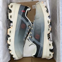 LOEWE X ON RUNNING CLOUDVENTURE SNEAKER GRADIENT K...