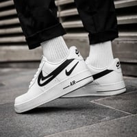 سنيكر 'إير فورس 1 '07' بدون رقبة