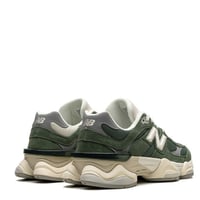 NEW BALANCE 9060 "Green Suede"