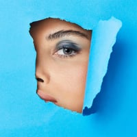 عدسات دايا اليومية انديقو Indigo