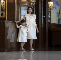 فستان سكري مشغول بالورد والكريستال