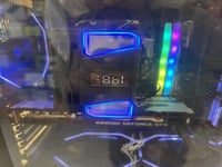 بي سي قيمينق وشاشة