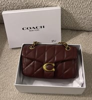 شنطة براند COACH