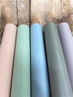 رول تغليف بلاستيك للباقات شفاف 10 ياردة