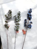 ازهار تنسيق صناعي ثلاث الوان 99-7