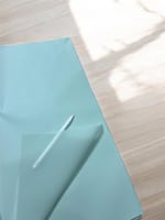 ورق تغليف باقة بلاستك ساده الوان