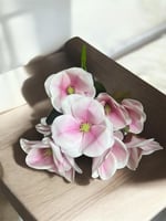 ورد جديد صناعي حبة كبير