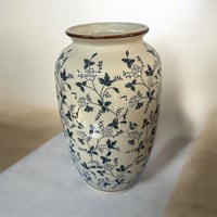 فازة سراميك ملمس ناعم