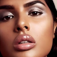 ملمع ومكبر شفاه فاسي بومب من فينتي بيوتي - 02