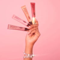 احمر خدود سائل بينك بوب تلبوري من شارلوت - 12مل