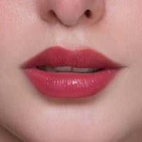 مرطب شفاه ملون لون كرزي 02من لوكا