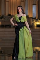 فستان لورا الأسود والليموني المطرّز الفخم