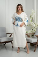 جلابية أنيقة بتطريز شجري مميز