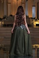 فستان سهره زيتي بفصوص مورد