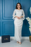 فستان ناعم أوف وايت لامع بأكمام شيفون منفوشة