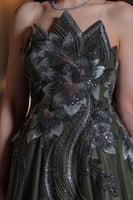 فستان سهره زيتي بفصوص مورد