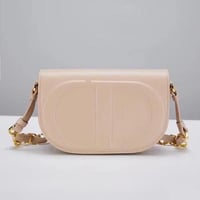 شنطة عصرية ديور CD Signature لون لايت بيج