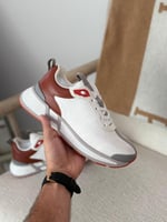 سنكر رجالي إرمز هيروس لون أبيض وخمري