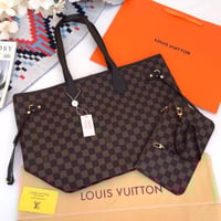 توت باق لويس فيتون نيفرفل مربعات أسود وبني