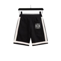 شورت لويفي للرجال رياضي لون اسود بتطريزات بيج