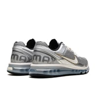 نايكي ايرماكس 2013 حذاء ركض شبكي باللون الفضي وتفا...