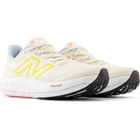 حذاء نيوبالنس نسائي فريش فوم × vongo v6 ايفوريي يا...