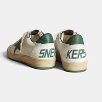 حذاء بأربطة جولدن جوس بول ستار أبيض وأخضر