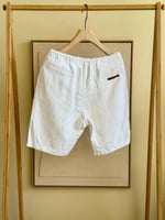 شورت رجالي زينيا للخروجات بلون ابيض خصر مطاط