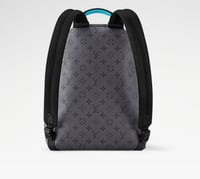 حقيبة لويس فيتون ديسكفوري شنطة للظهر مونوغرام رماد...