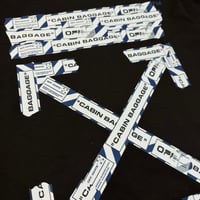 تي شرت اوف وايت بكتابة لون اسود أنيق