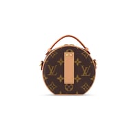 حقيبة نسائية لويس فيتون ميني بوا شابو مونوغرام