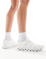 سنيكر أون كلاود 6 من اون رانينج - لون ابيض