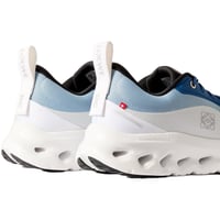 شوز لويفي اكس اون كلاود تيلت رانينج أزرق أبيض