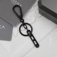 ميدالية مفاتيح ميسيكا بلاك