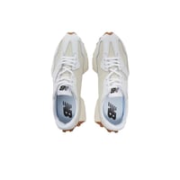 نيو بالانس 327 سنيكرز أزرق فاتح بيج رياضي