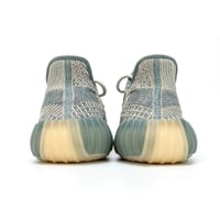 ييزي بوست 350 اخضر