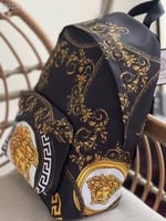 حقيبة ظهر فيرساتشي