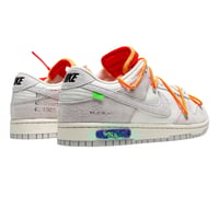 حذاء نايك اوف وايت رياضي بتفاصيل اورنج