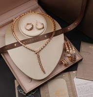 طقم بولغاري ذهب مرصع – فخامة إيطالية بتصميم ملكي