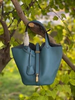 حقيبة يد هيرميس بيكوتين واسعة عملية جلد أزرق