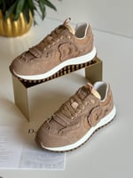 سنيكرز ديور نسائي لون براون