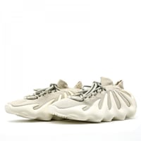 سنيكرز أديداس ييزي 450 أبيض كلاود