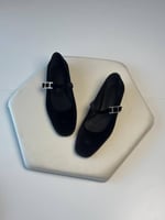 فلات هيرميس نسائي باليرينا كلاسيك لون أسود أنيق