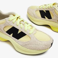 نيو بالنس حذاء جري WRPD شبكي مخملي باللون الأصفر